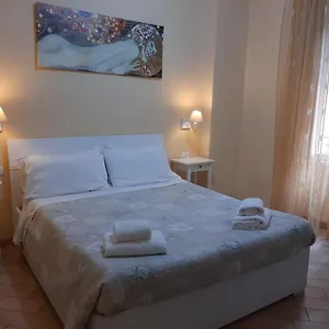 Πανσιόν With Love