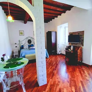 https://the-best-small-florence-flat.it-tuscanyhotel.com