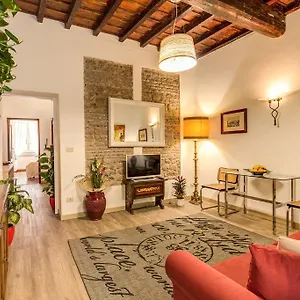 Appartement Magenta Deluxe Fienaroli 2