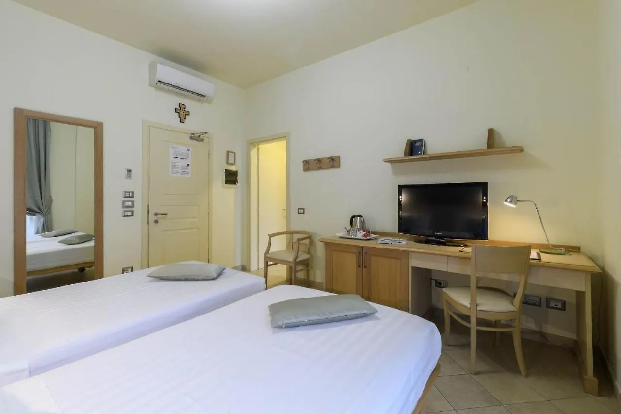 Hotel Domus Australia Roma