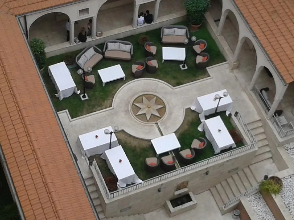 Hotel Domus Australia Roma